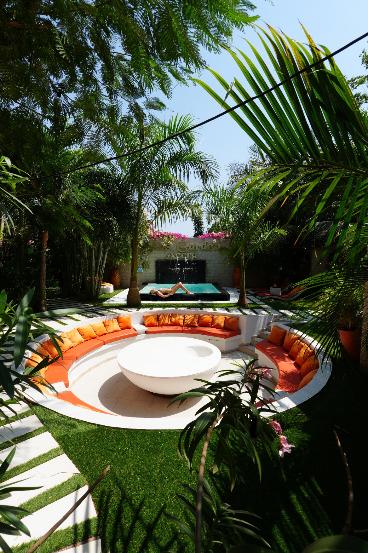 Vertical view across the lounge toward the pool