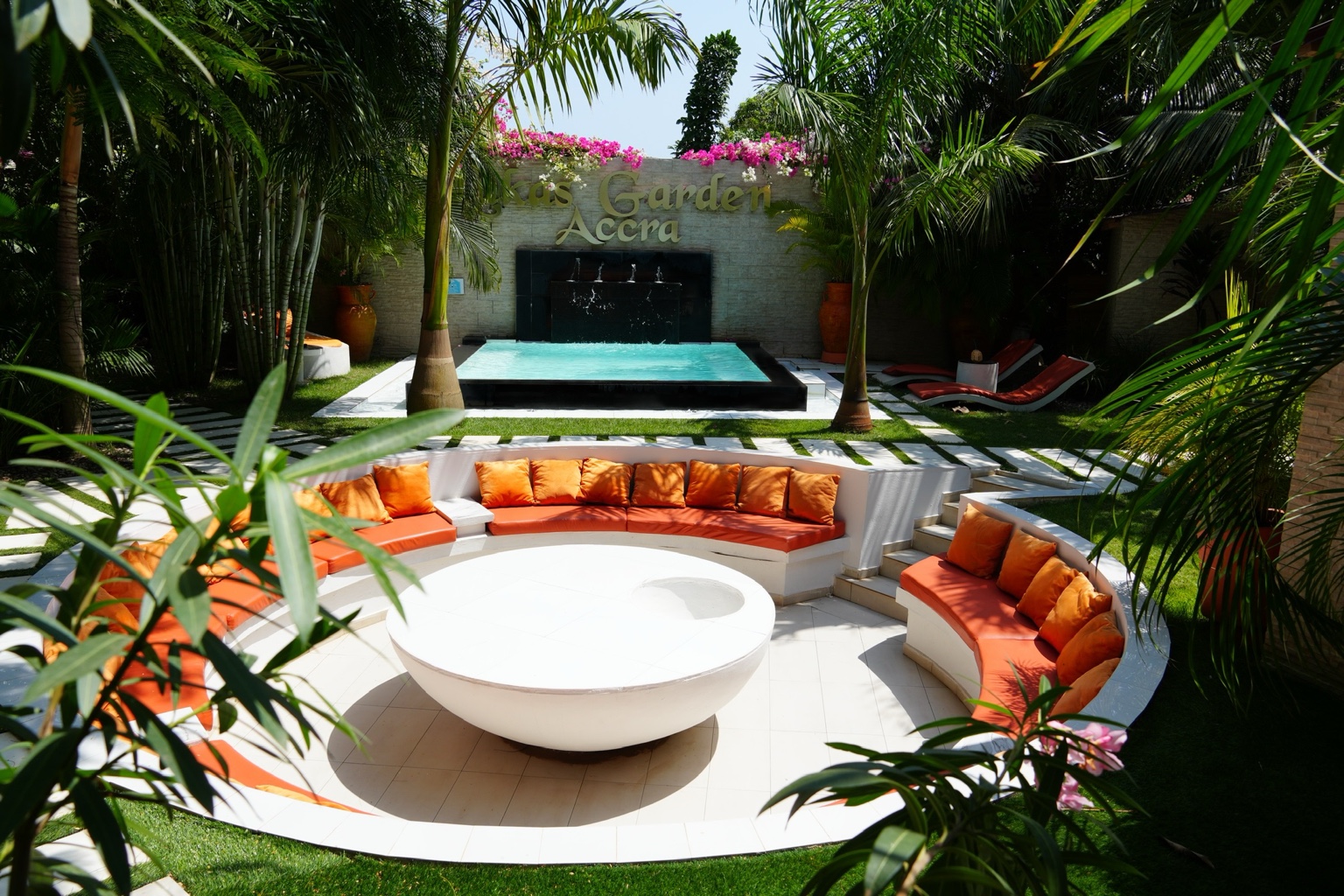 Courtyard view of the sunken lounge and fountain pool